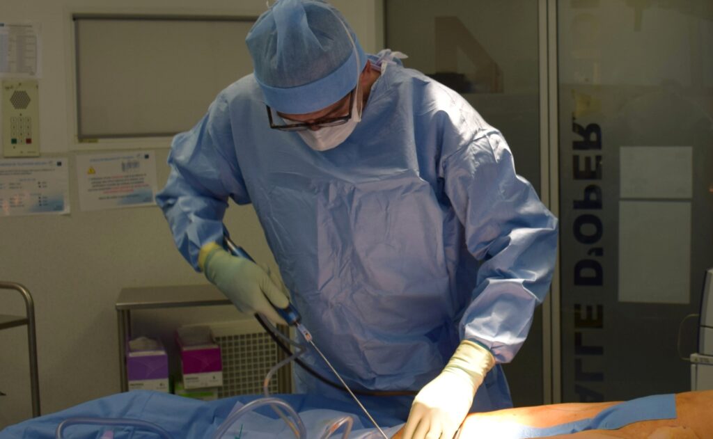 operatie spital medic chirurgie