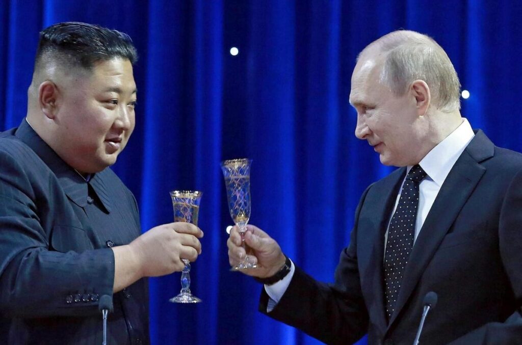 Kim Jong-un și Vladimir Putin