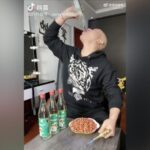 influencer chinez / Sursă foto: captură video