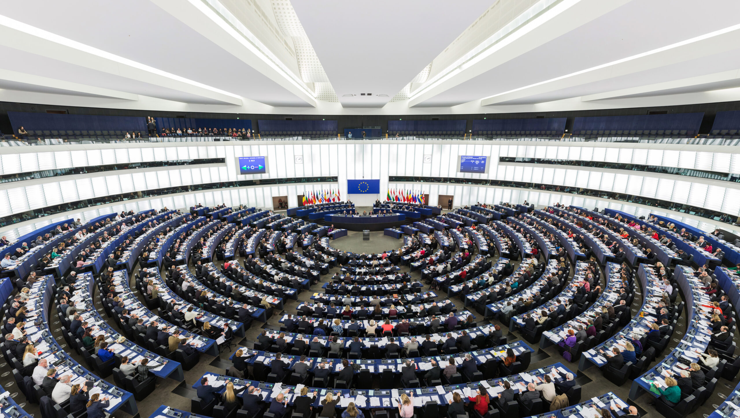 Parlamentul European va avea mai mulți aleși. Ce ţări primesc locuri în plus