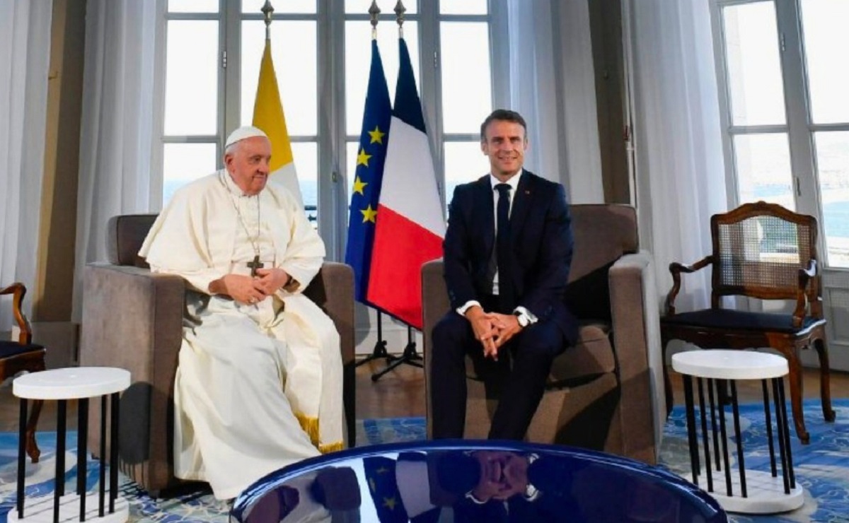 Papa Francisc / Emmanuel Macron