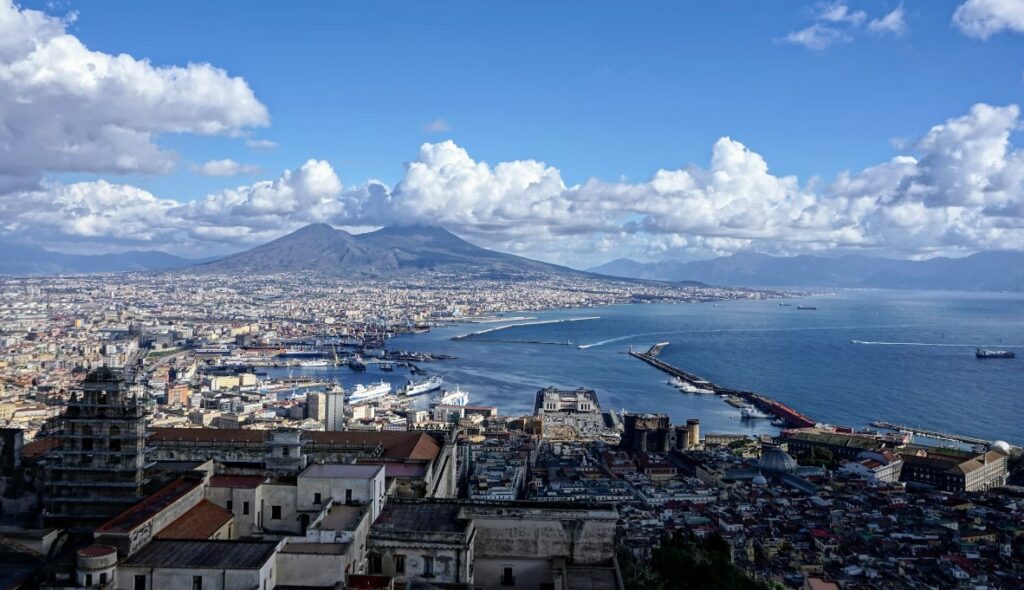 napoli italia oras