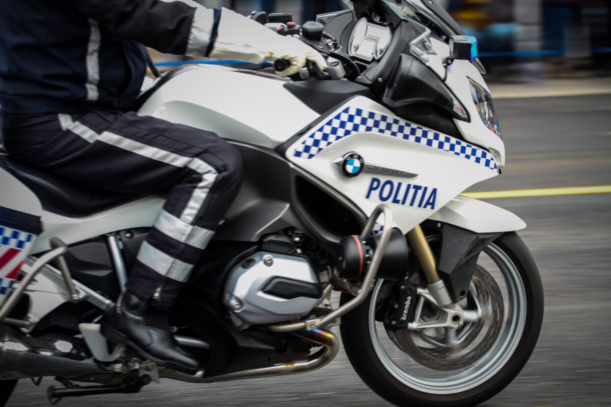 politist motocicleta