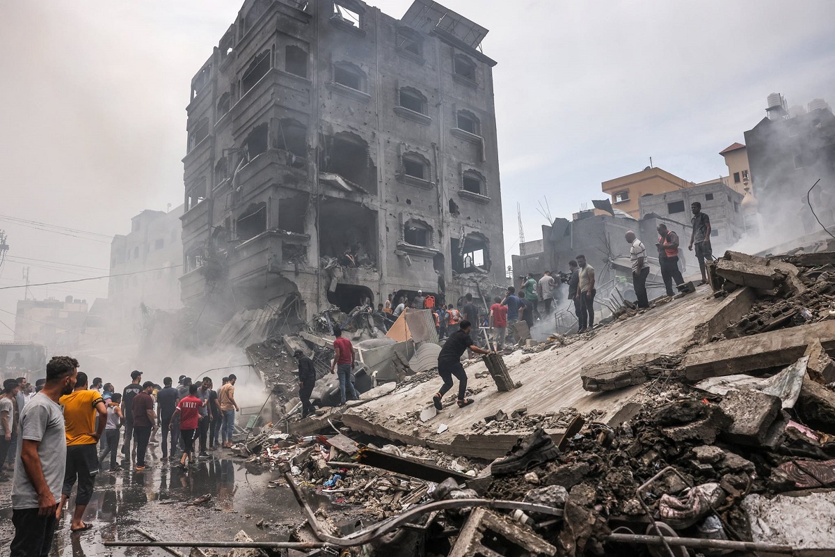 Noi discuţii pentru un armistiţiu în Gaza, unde ofensiva şi criza umanitară continuă