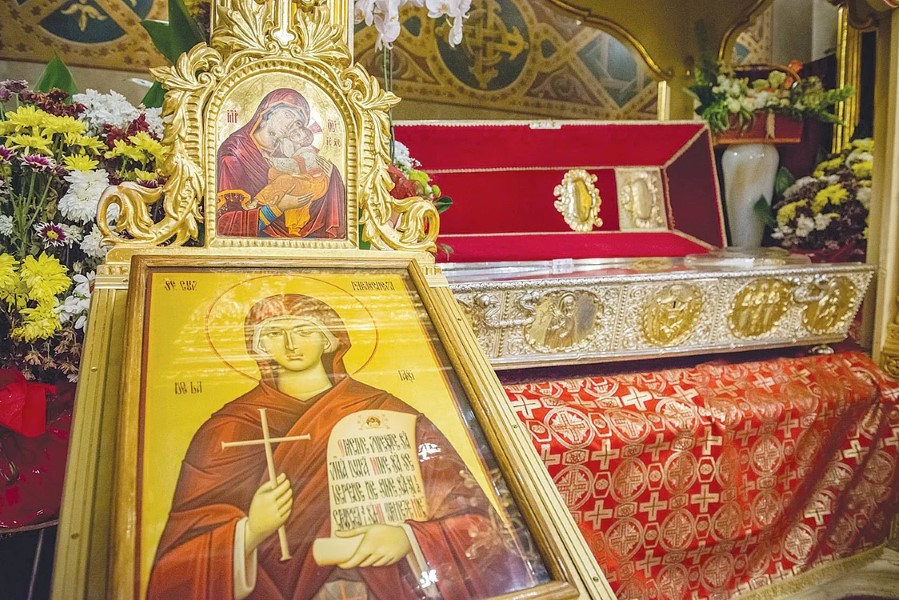 Mănăstire și credință în Sfânta Parascheva