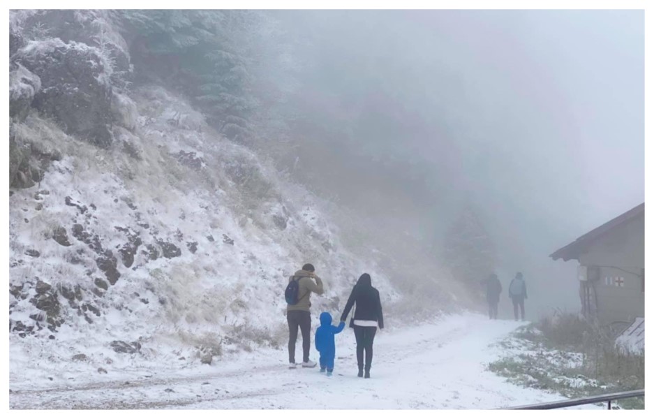 Prima ninsoare înregistrată în România
