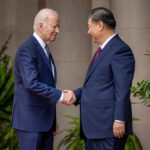 Joe Biden (stânga) și Xi Jinping (dreapta), sursa foto: State Dept. / White House