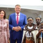 Klaus Iohannis, care a vizitat Şcoala de fete Uthiru