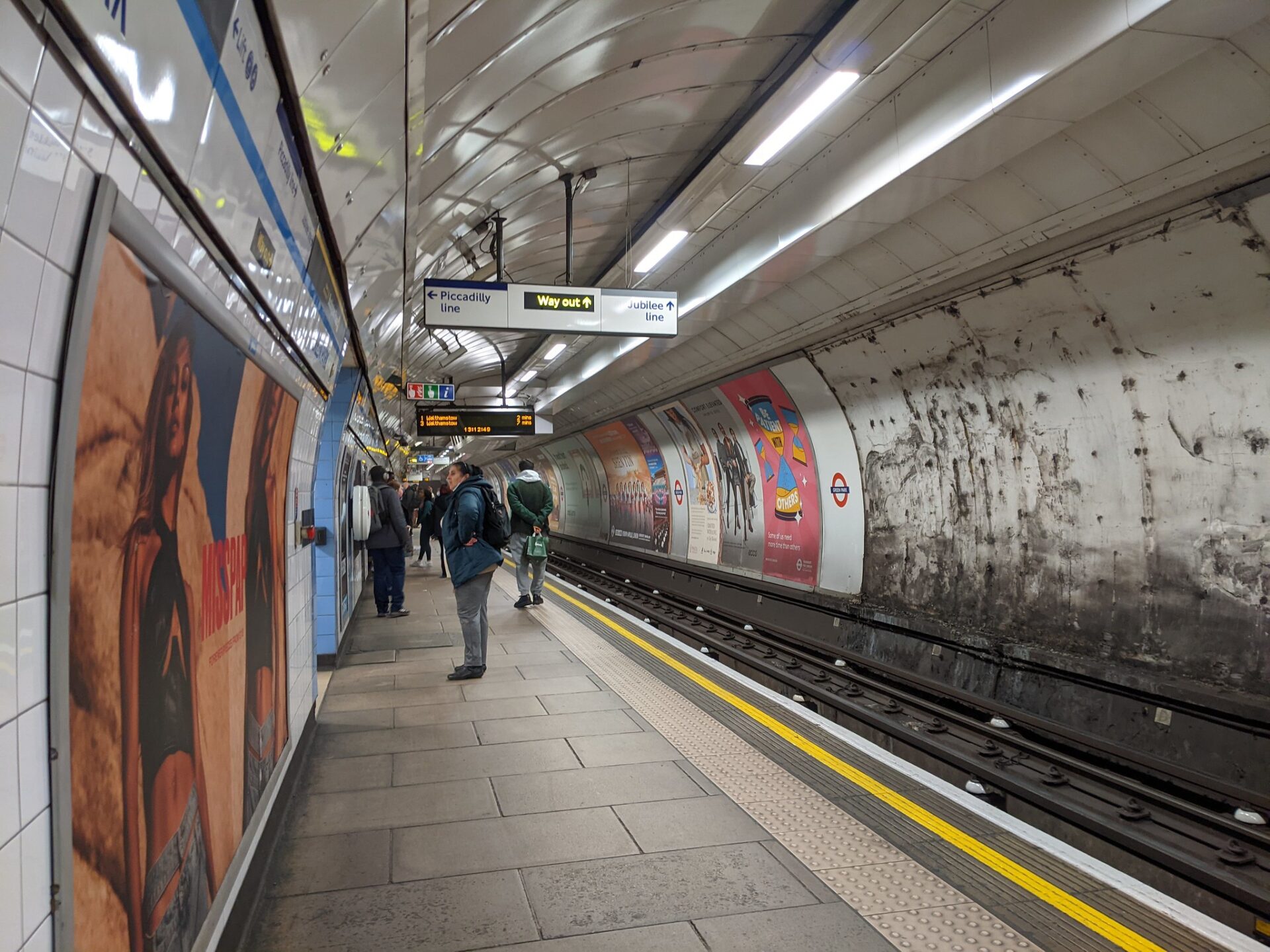 Londra Metrou