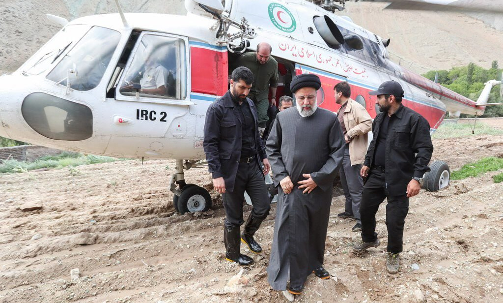 Elicopterul în care se afla președintele Ebrahim Raisi, găsit complet ars. „Ne temem că toţi pasagerii sunt morţi”