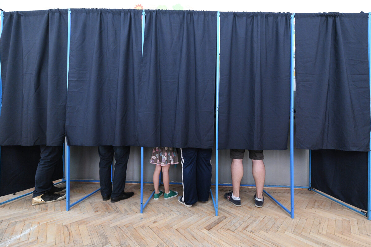 S-a stabilit calendarul alegerilor prezidențiale și parlamentare. Când vor fi chemați românii la vot