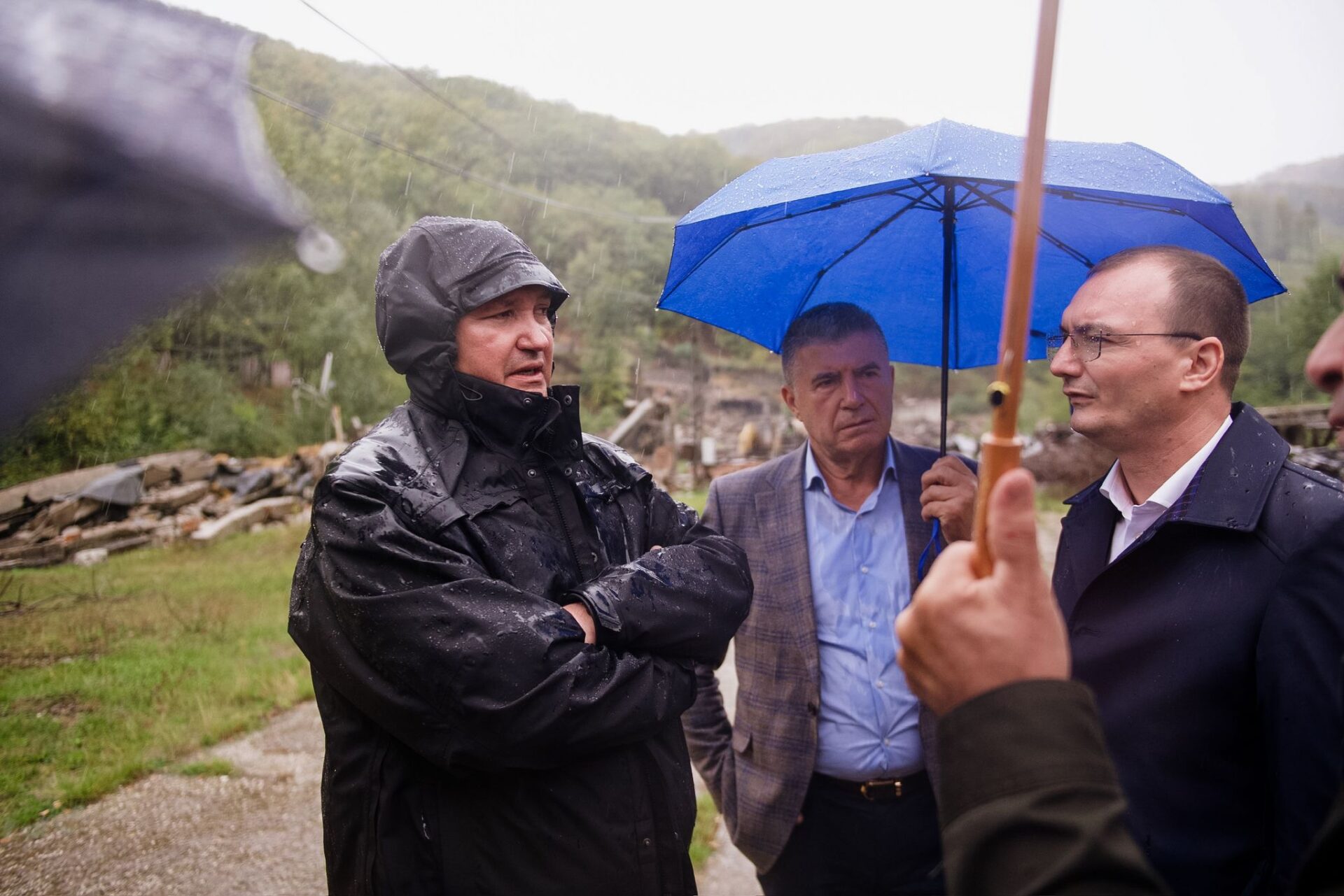 Ciucă, la Mina de Grafit de la Baia de Fier: Pare greu de crezut că aici lucrau peste 800 de oameni