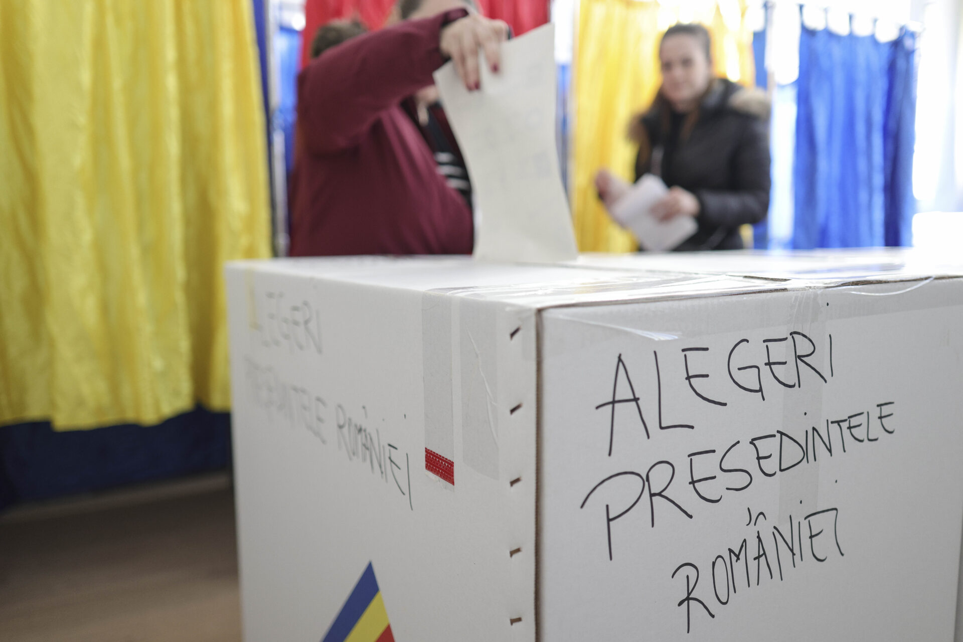 Alegeri prezidențiale. LIVE TEXT Rezultate exit-poll