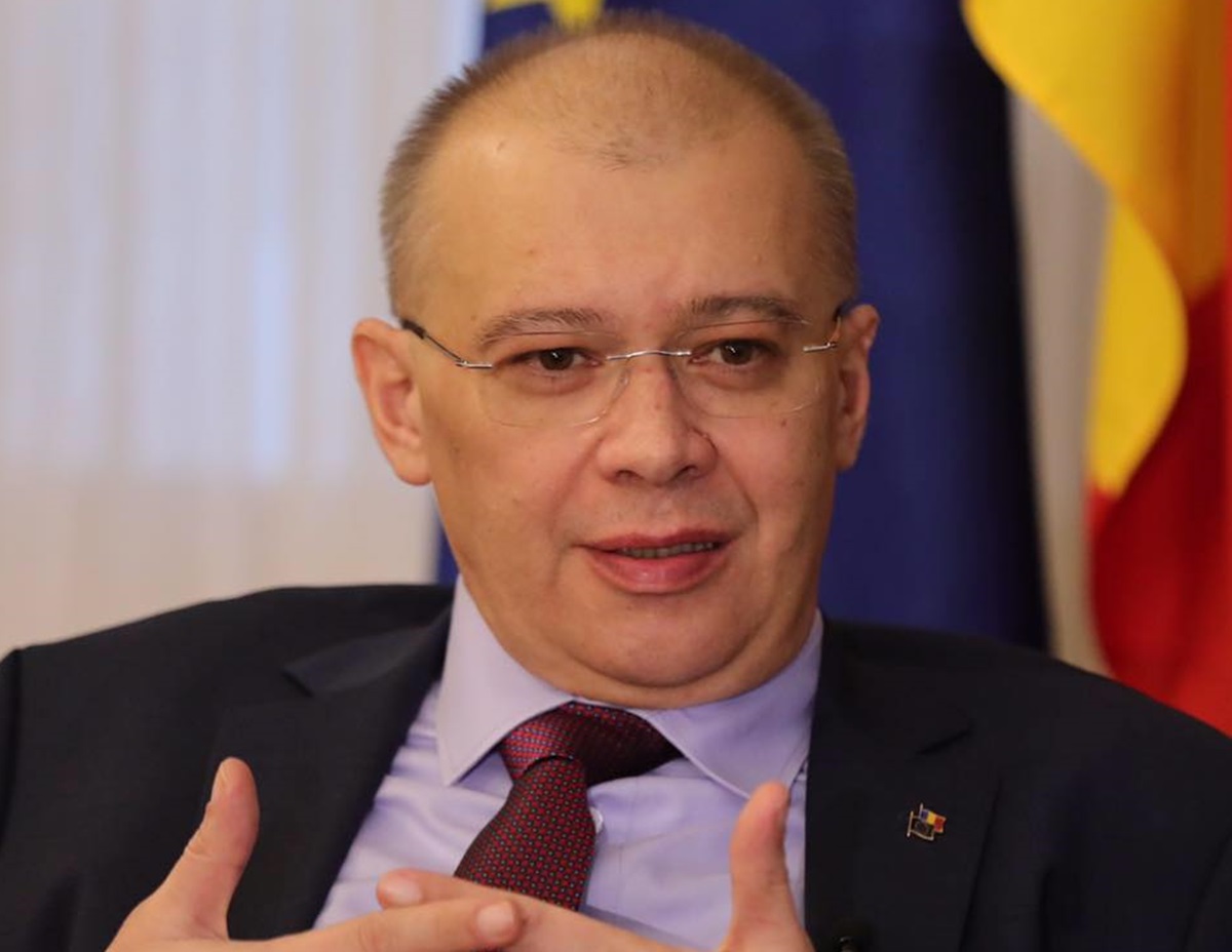 Cum ar trebui să se facă restructurarea politicii externe românești. Reforma propusă de ambasadorul Dan Mihalache