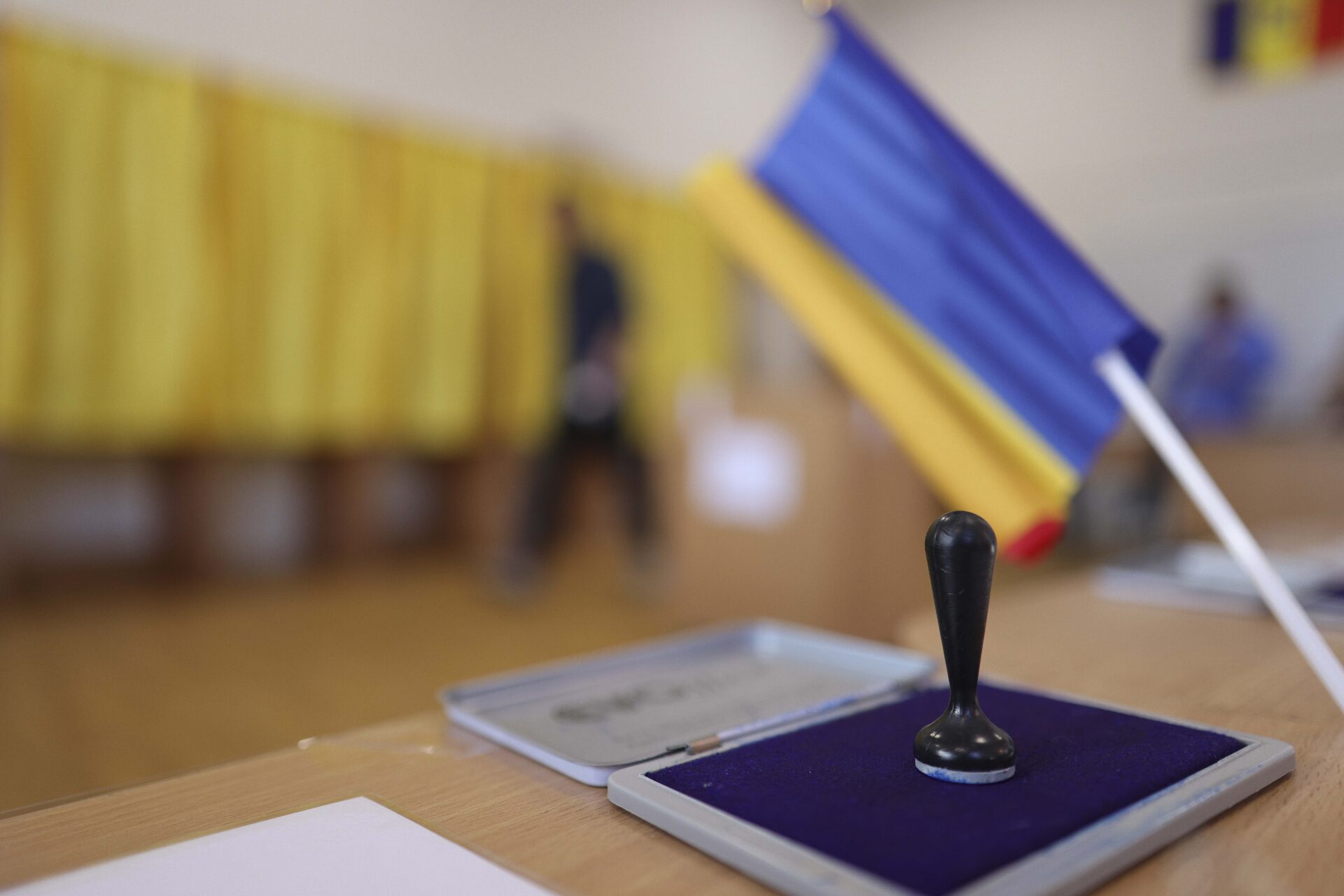 Patrick Andre de Hillerin: Campania electorală tocmai a devenit penală! AEP, BEC, PÎCCJ, dans!