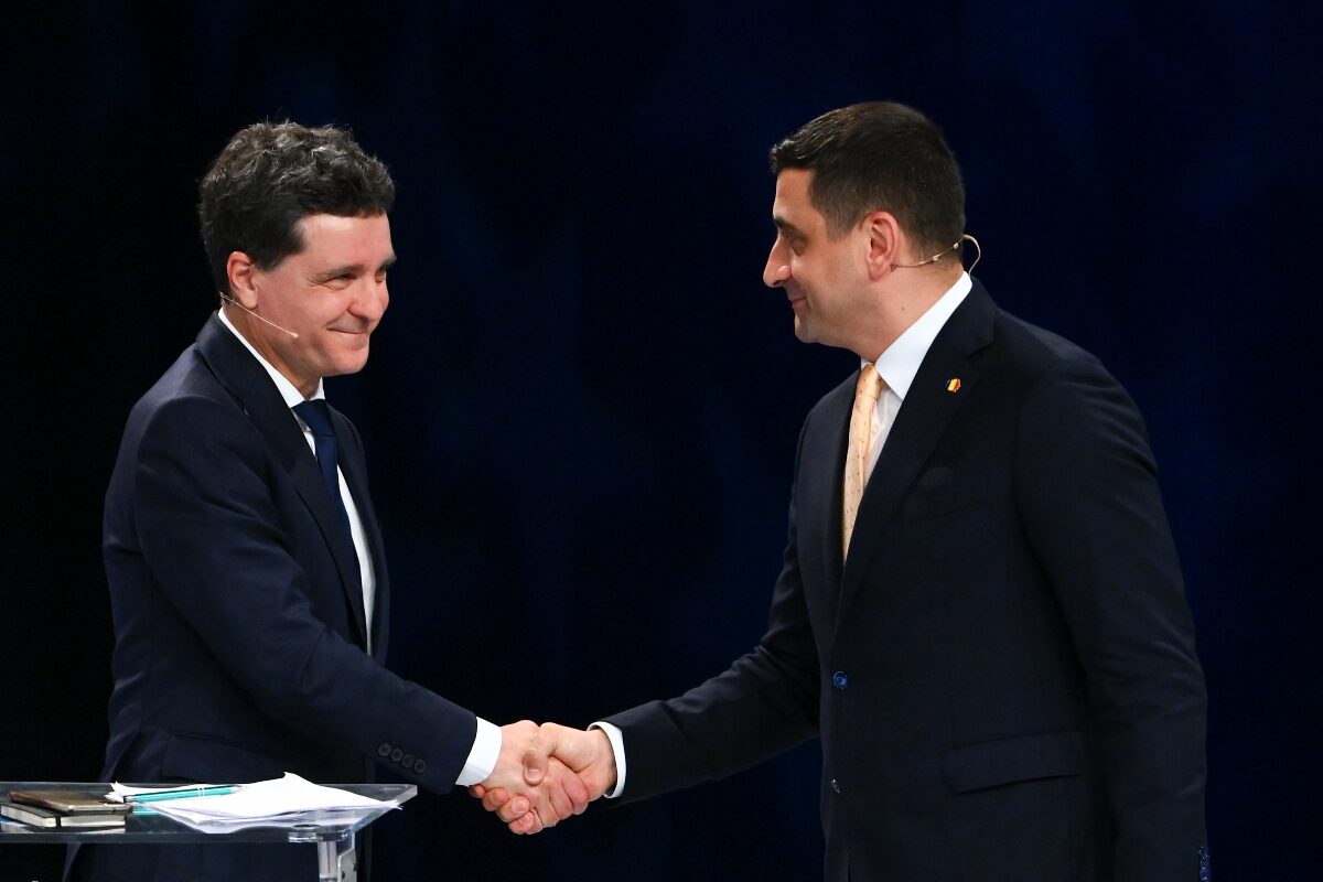 Alegeri anticipate? Aproape imposibil, dar șanse mari pentru un război Parlament vs. Președinte