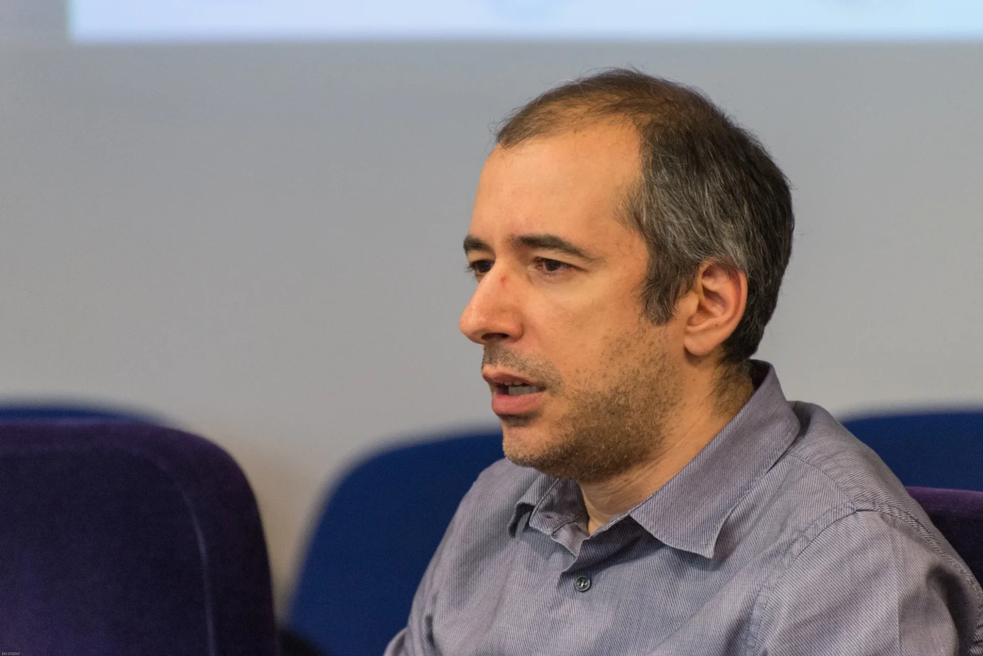 Economistul Bogdan Glăvan aruncă bomba: „Nu cumva bugetul legiferat de Parlament este un fals?” | Analiza deficitului