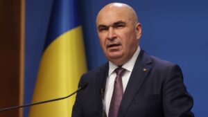 Scumpiri și ”pedepse dure” pentru angajații de la stat ”care își bat joc de țară”. Românii, invitați la guvernare