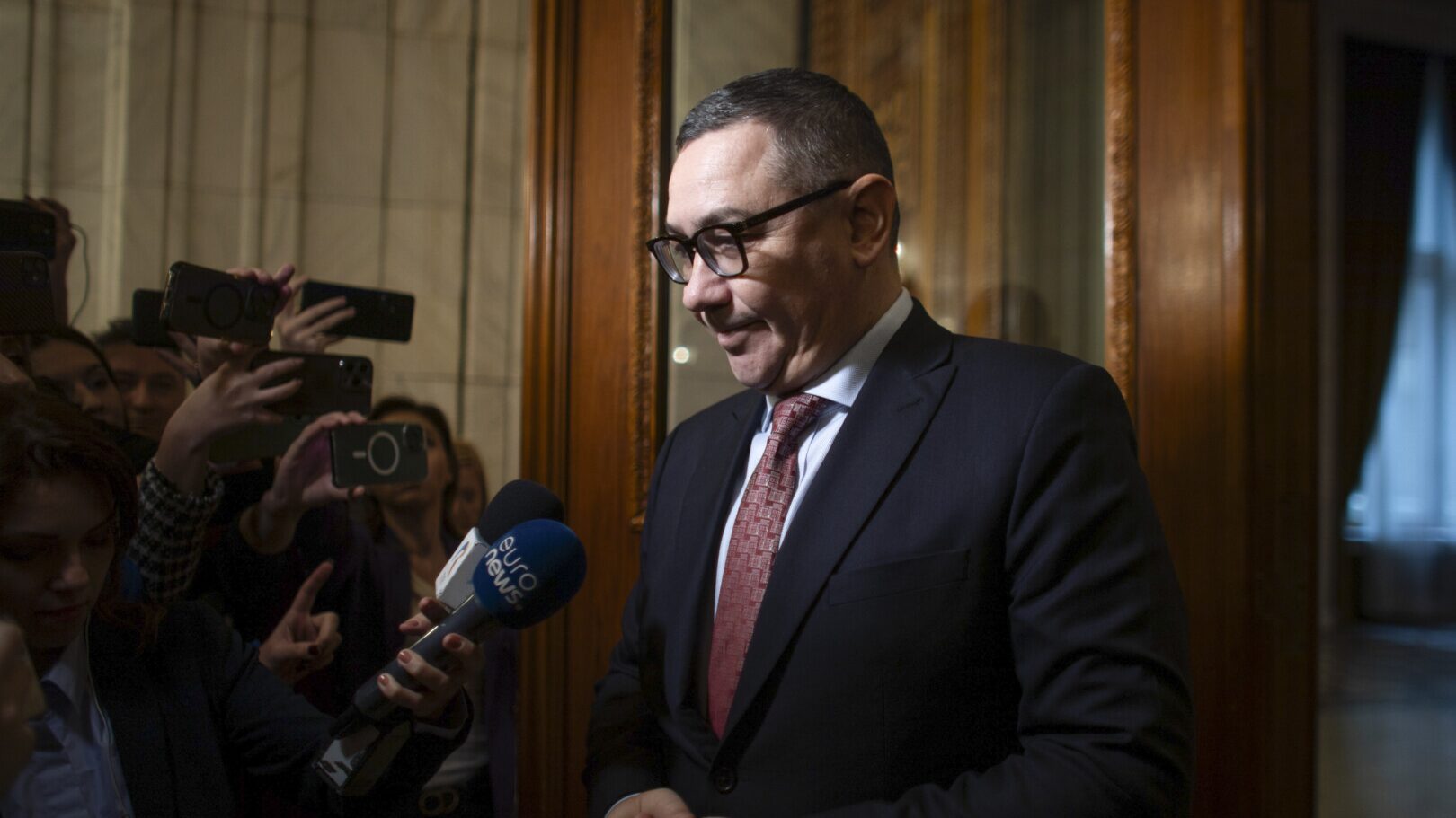 Victor Ponta demolează Pachetul 2 de austeritate al guvernului Bolojan. ”Este un jaf. Copiii noștri sunt deja datori”