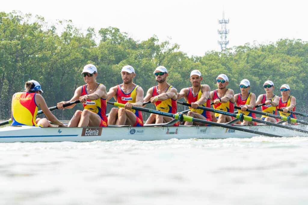 Aur pentru proba de 8+1 mixt la Shanghai